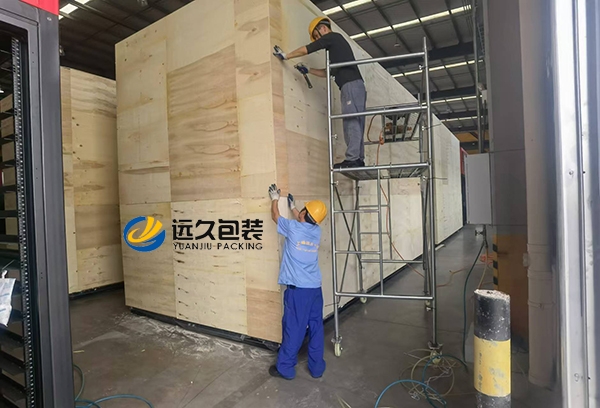 决定大型木箱的承重强度的因素